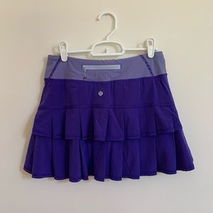 Lululemon Women’s skirt